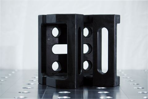 Eckanschlussverbinder Seitenansicht | © HISWeld