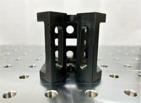 Eckanschlussverbinder Hinteransicht | © HISWeld