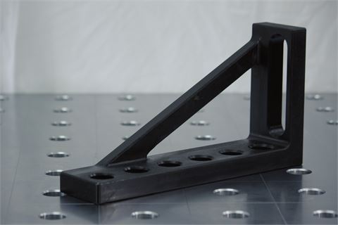 Anschlag- und Stützwinkel 325x175x25 mm | © HISWeld